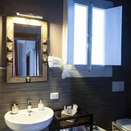 Vittorio's Luxury